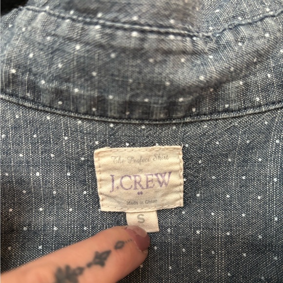 J. Crew Women's Blue Button-Down The Perfect Shirt - Picture 3 of 7